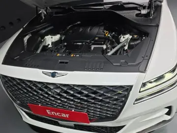 2023 Genesis GV80 с пробегом 26 863 км