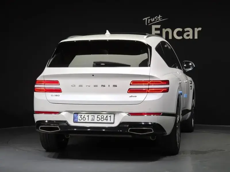 2023 Genesis GV80 с пробегом 56 682 км