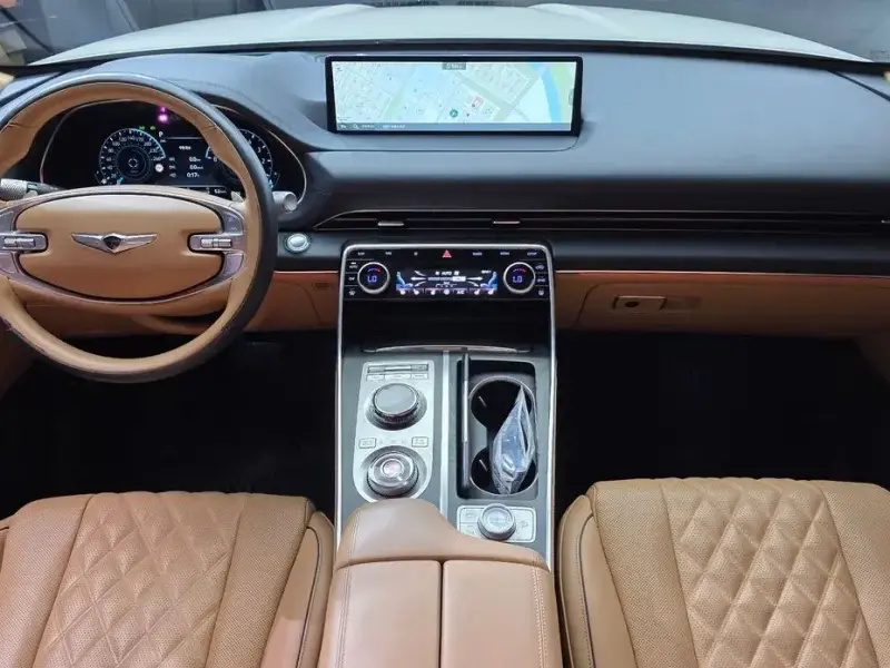 2023 Genesis GV80 с пробегом 56 682 км