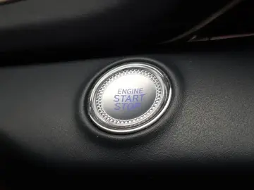 2023 Genesis GV80 с пробегом 56 682 км