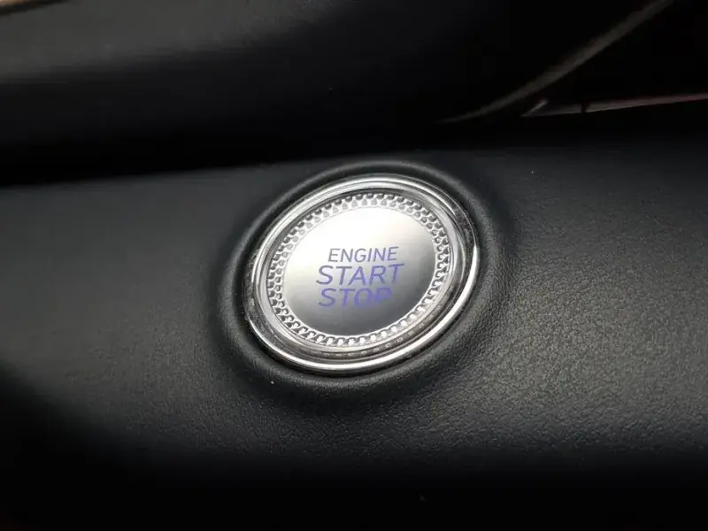 2023 Genesis GV80 с пробегом 56 682 км