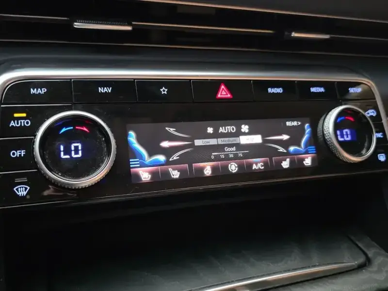 2023 Genesis GV80 с пробегом 56 682 км