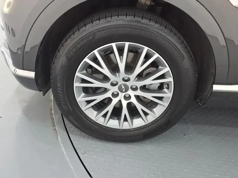 2023 Genesis GV80 с пробегом 63 936 км