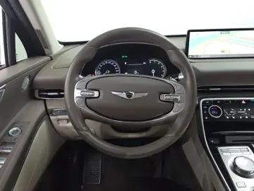 2023 Genesis GV80 с пробегом 63 936 км