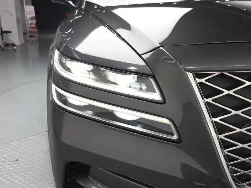 2023 Genesis GV80 с пробегом 63 936 км