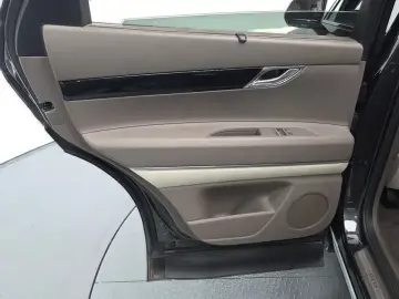 2023 Genesis GV80 с пробегом 63 936 км