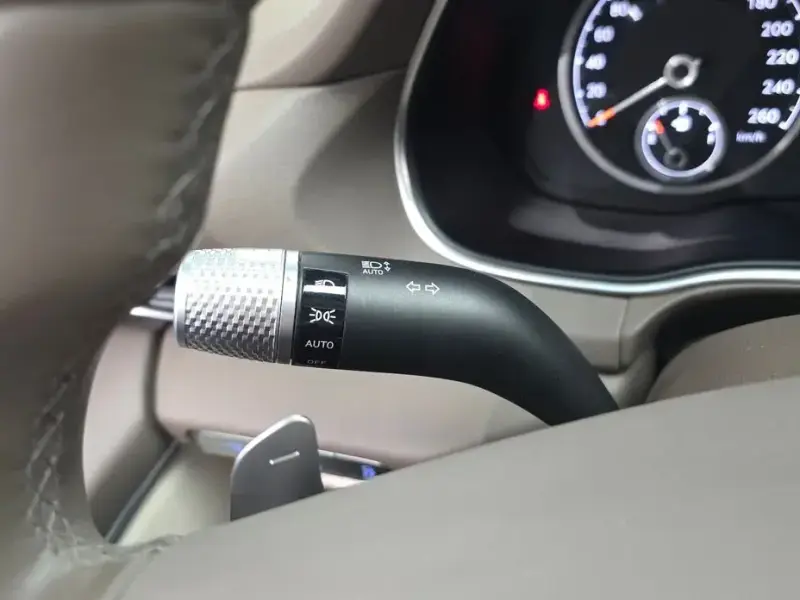 2023 Genesis GV80 с пробегом 63 936 км