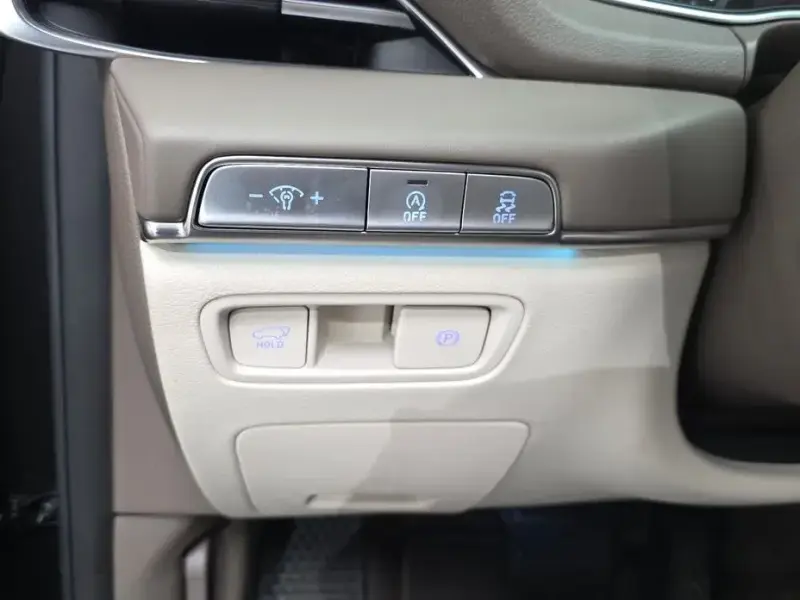 2023 Genesis GV80 с пробегом 63 936 км