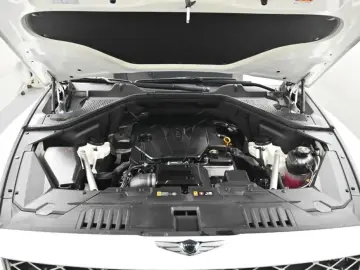 2023 Genesis GV80 с пробегом 83 190 км