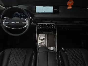 2023 Genesis GV80 с пробегом 43 688 км