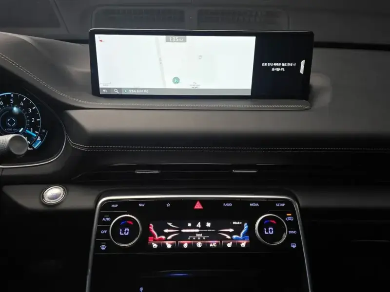 2023 Genesis GV80 с пробегом 43 688 км