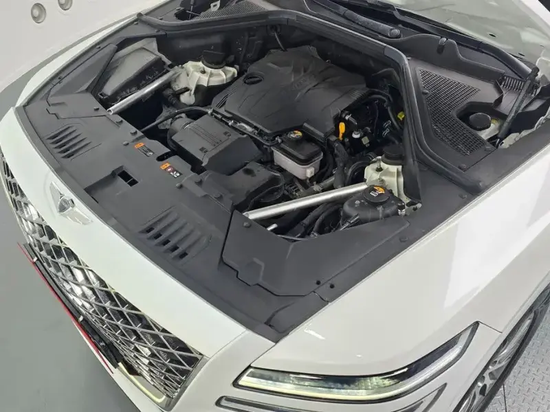 2023 Genesis GV80 с пробегом 38 757 км