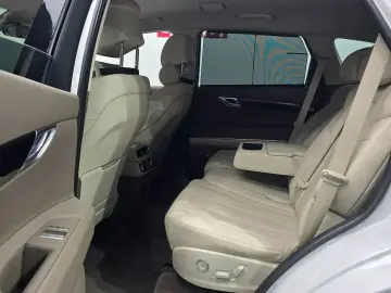 2023 Genesis GV80 с пробегом 38 757 км