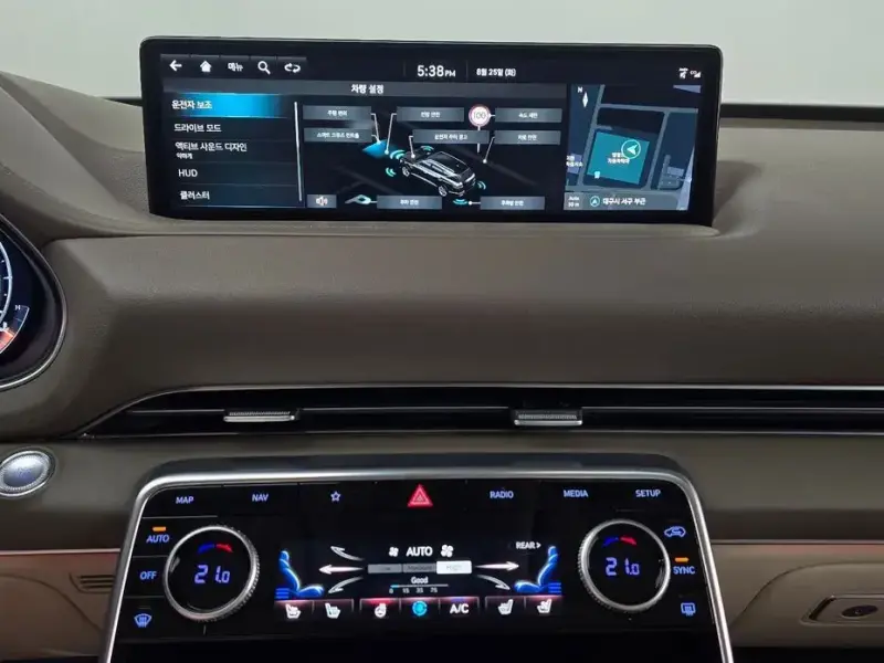 2023 Genesis GV80 с пробегом 38 757 км