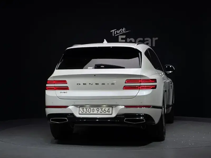 2023 Genesis GV80 с пробегом 72 854 км