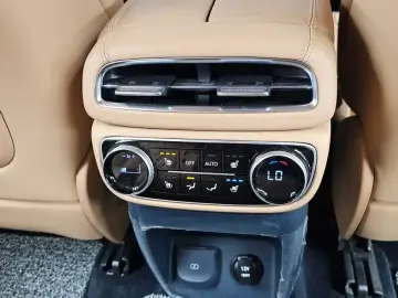 2023 Genesis GV80 с пробегом 72 854 км