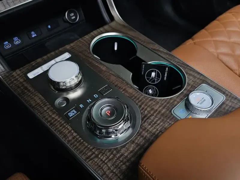 2023 Genesis GV80 с пробегом 44 652 км