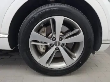 2023 Genesis GV80 с пробегом 72 854 км