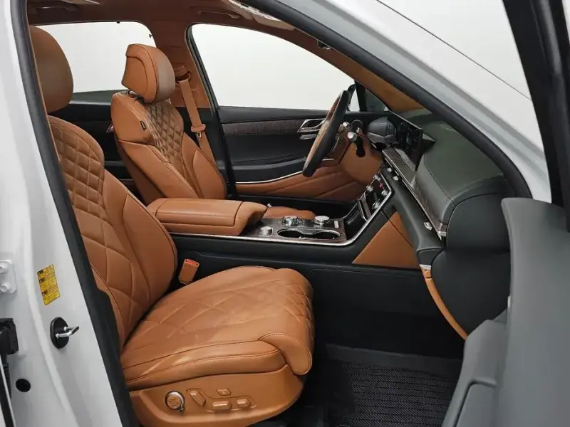 2023 Genesis GV80 с пробегом 44 652 км