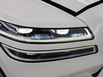 2023 Genesis GV80 с пробегом 72 854 км