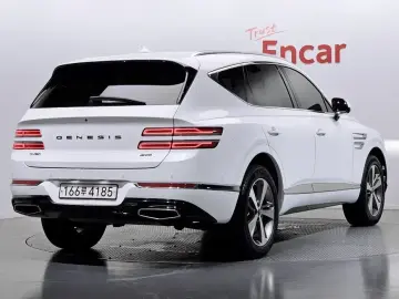 2023 Genesis GV80 с пробегом 64 124 км