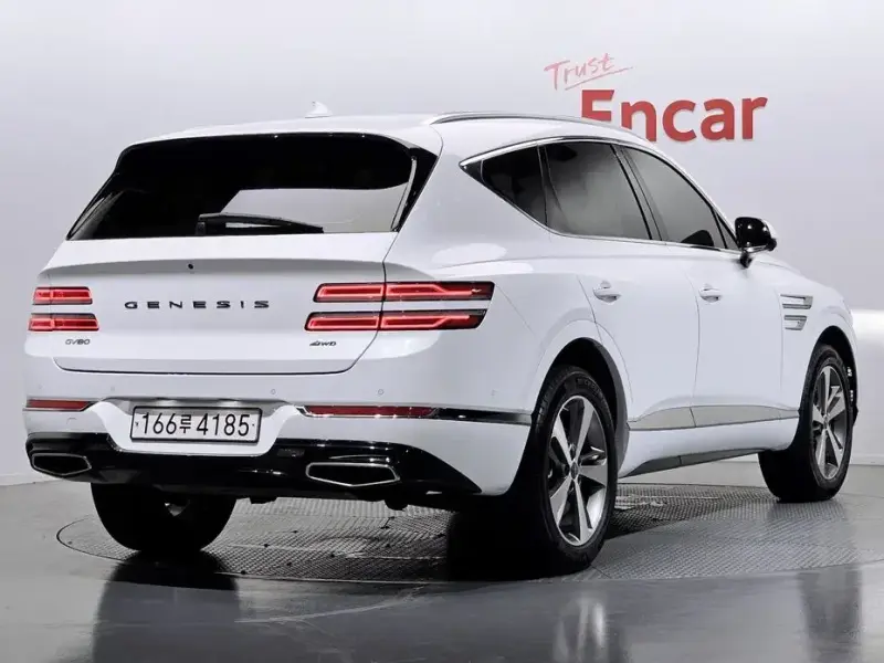 2023 Genesis GV80 с пробегом 64 124 км