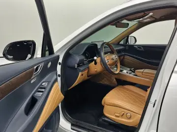 2023 Genesis GV80 с пробегом 64 124 км