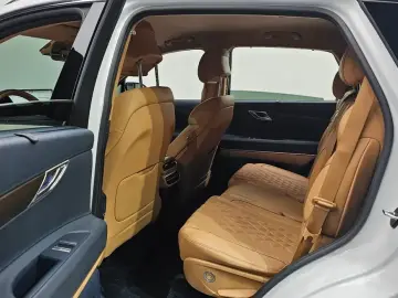 2023 Genesis GV80 с пробегом 64 124 км