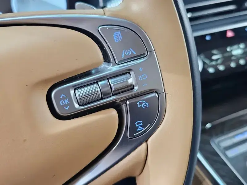 2023 Genesis GV80 с пробегом 64 124 км