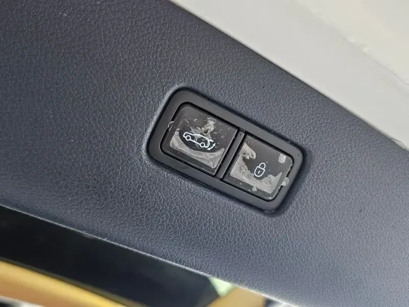 2023 Genesis GV80 с пробегом 64 124 км