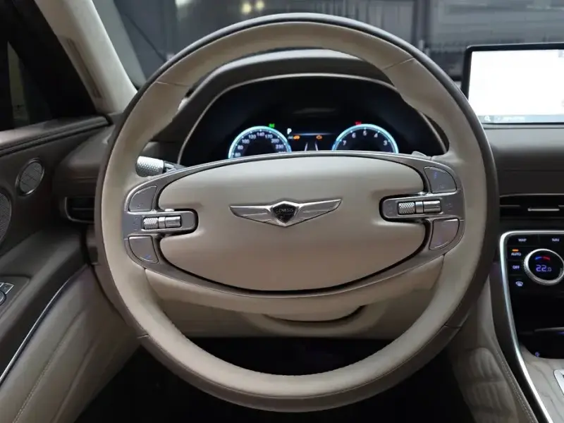 2023 Genesis GV80 с пробегом 35 436 км