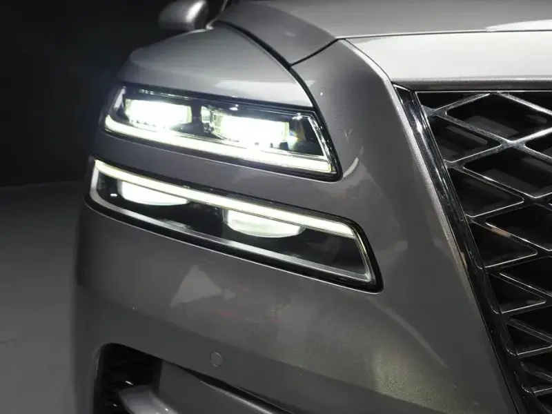 2023 Genesis GV80 с пробегом 35 436 км