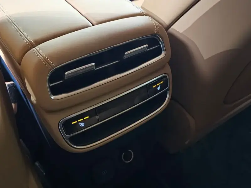 2023 Genesis GV80 с пробегом 64 124 км