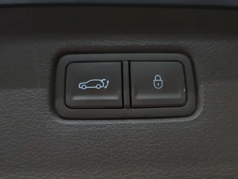 2023 Genesis GV80 с пробегом 35 436 км