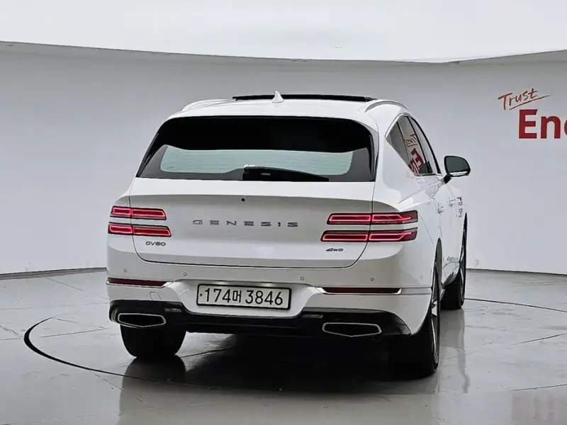 2023 Genesis GV80 с пробегом 85 905 км