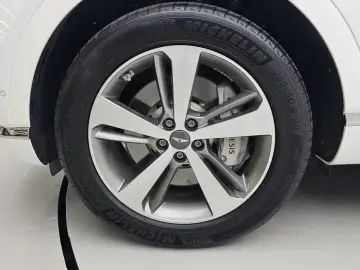 2023 Genesis GV80 с пробегом 85 905 км