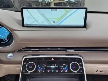 2023 Genesis GV80 с пробегом 85 905 км