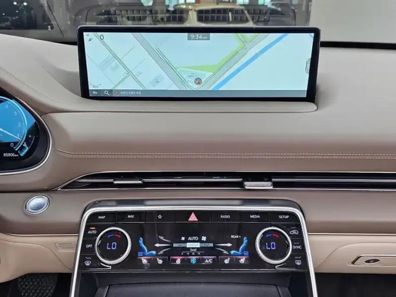 2023 Genesis GV80 с пробегом 85 905 км