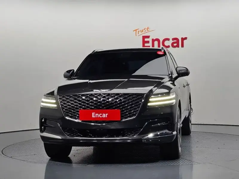 2023 Genesis GV80 с пробегом 26 461 км