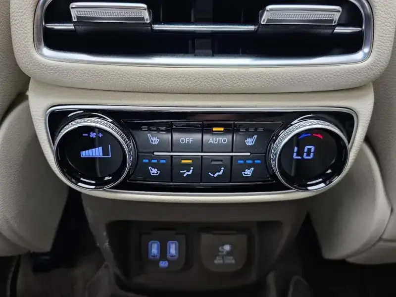 2023 Genesis GV80 с пробегом 85 905 км