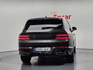 2023 Genesis GV80 с пробегом 26 461 км