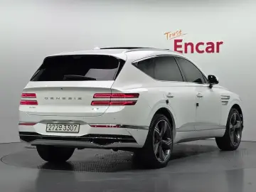 2023 Genesis GV80 с пробегом 9 541 км