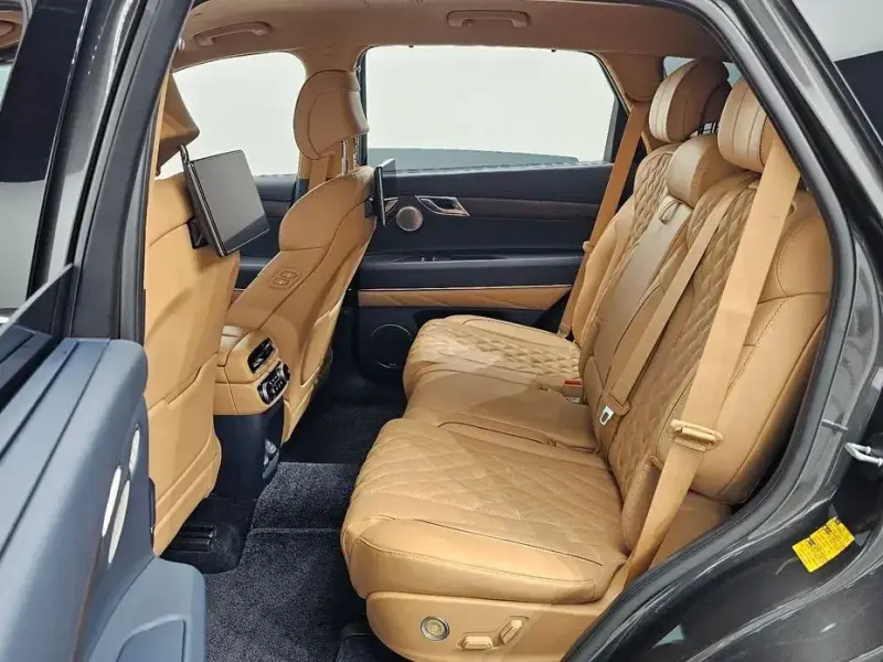 2023 Genesis GV80 с пробегом 26 461 км