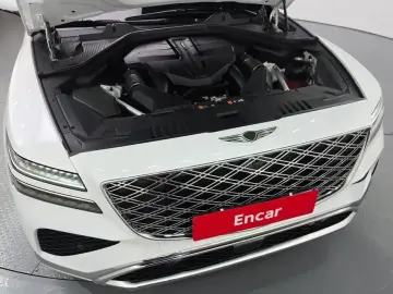 2023 Genesis GV80 с пробегом 9 541 км