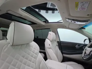 2023 Genesis GV80 с пробегом 9 541 км