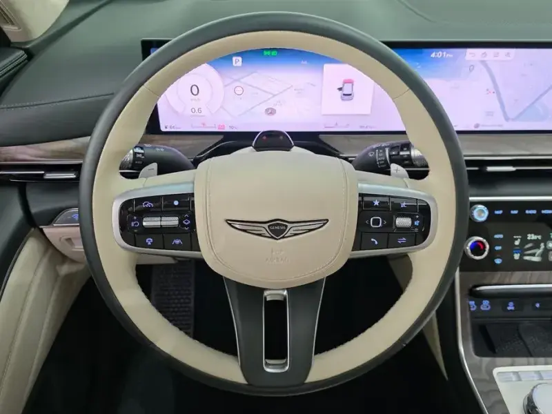 2023 Genesis GV80 с пробегом 9 541 км