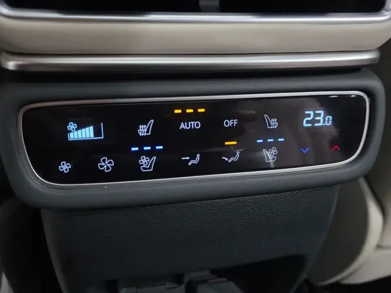 2023 Genesis GV80 с пробегом 9 541 км