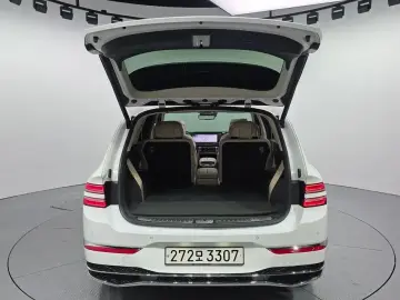 2023 Genesis GV80 с пробегом 9 541 км