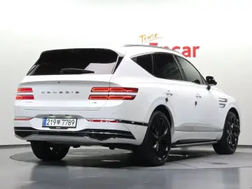 2023 Genesis GV80 с пробегом 84 102 км