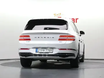 2023 Genesis GV80 с пробегом 84 102 км